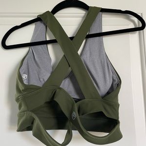 Born primitive double cross bra